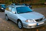 Toyota Avensis 1.8 Kombi T22 Benzin   ... - gebrauchte Toyota Avensis aus dem Jahr 2001