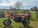 Beta RR 125 T - SM, rot, guter Zustand mit wenig KM