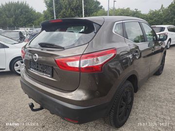 Nissan Qashqai - 2