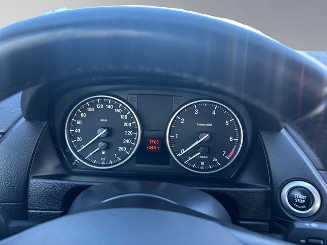 X1 KLIMA PDC SHZ XENON NAVI FACEL. PANORAMADACH