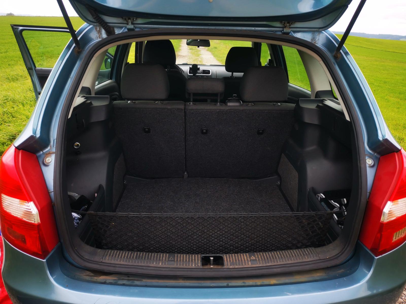 Skoda Fabia 2009 — photo 11