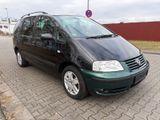 Volkswagen Sharan 2.0 Family TÜV/Klima/AHK - Volkswagen Sharan aus 2002