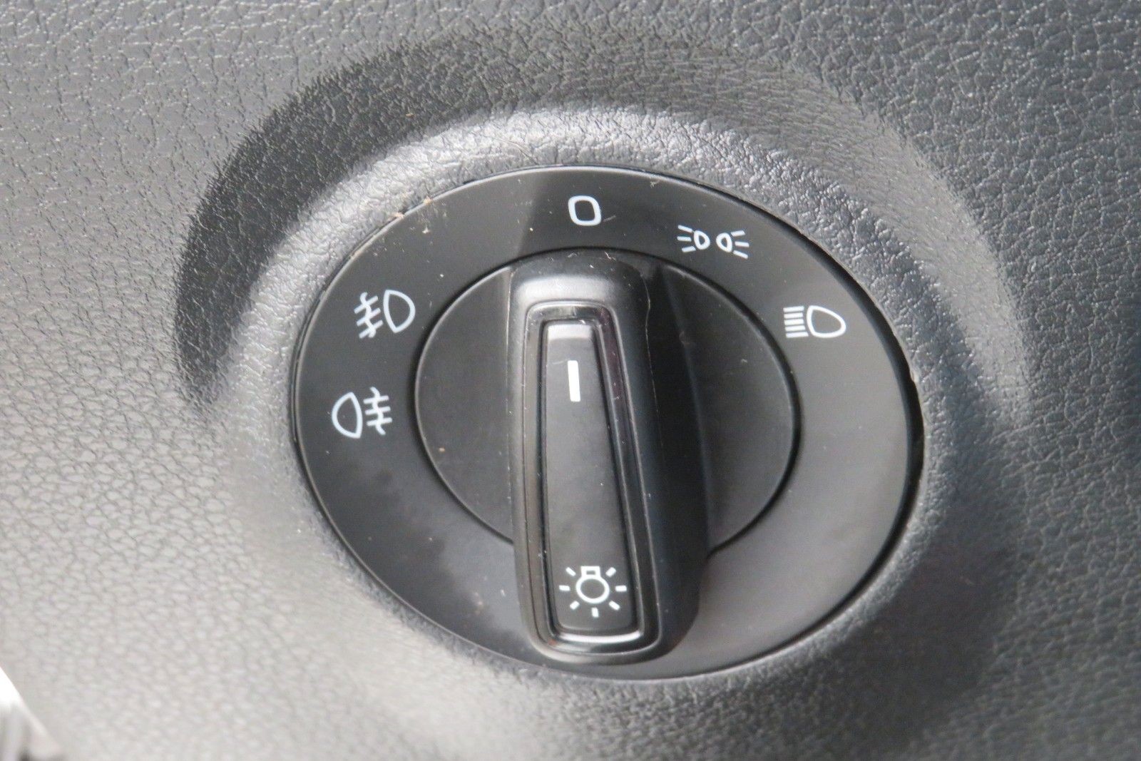 Fahrzeugabbildung SKODA Fabia Combi KLIMA SITZHEIZUNG PDC ALU 1.HAND