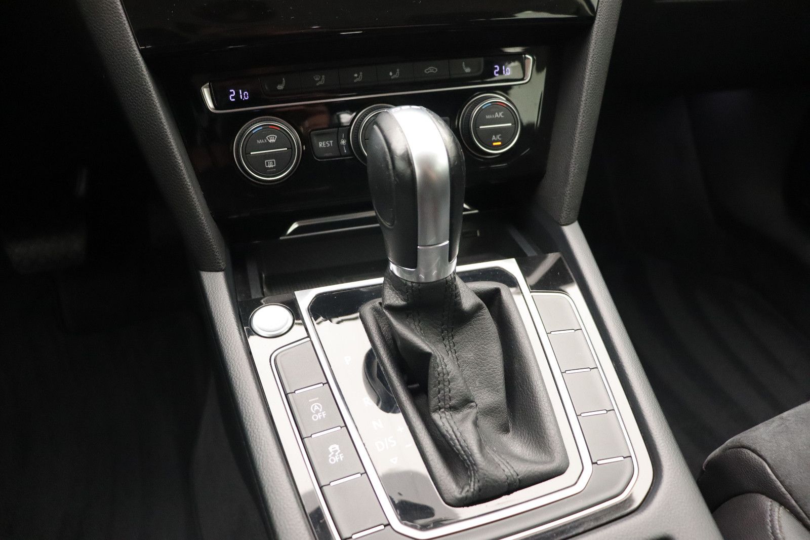 Fahrzeugabbildung Volkswagen Passat Variant 2.0 TDI 190PS Highline
