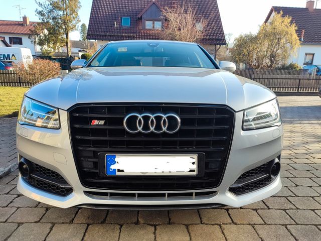 AUDI S8 4.0 TFSI plus tiptronic quattro -