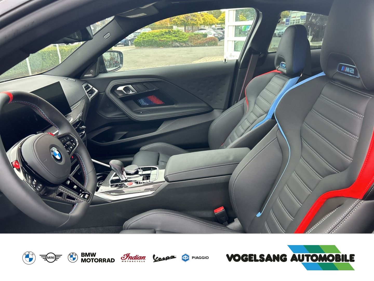 Fahrzeugabbildung BMW M2 Coupe BLACKLINE ParkAssistent HUD AD Navi Led