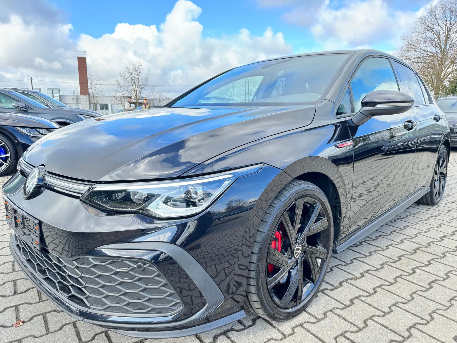 Volkswagen Golf Lim 2.0TSI GTI Black Style ACC Kamera Matri