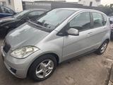 Mercedes-Benz A - Klasse 160 Klima,SHZ,Alu,Tüv Neu - Mercedes-Benz A 160 in Bielefeld