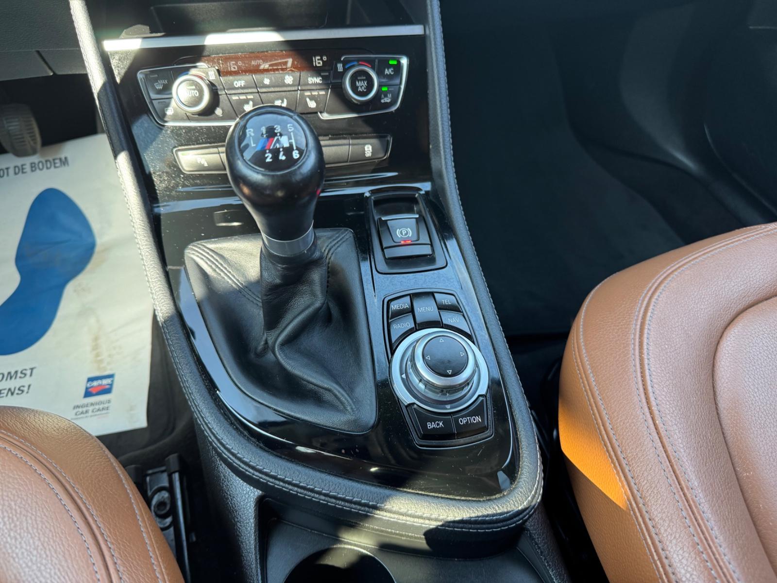 BMW 218 Active Tourer *NAVI*LEDER*PDC*LED*TEMP*