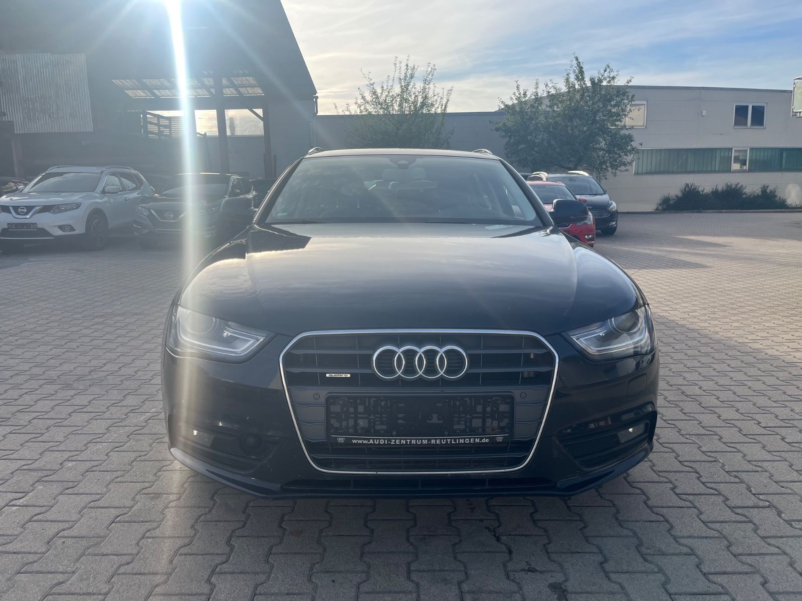 Audi A4 - 1