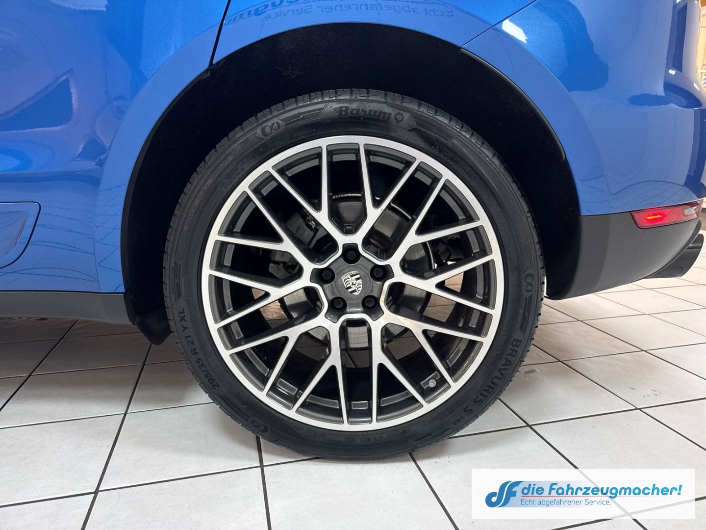 Fahrzeugabbildung Porsche Macan S El. Panodach Navi Memory Sitze Soundsyst