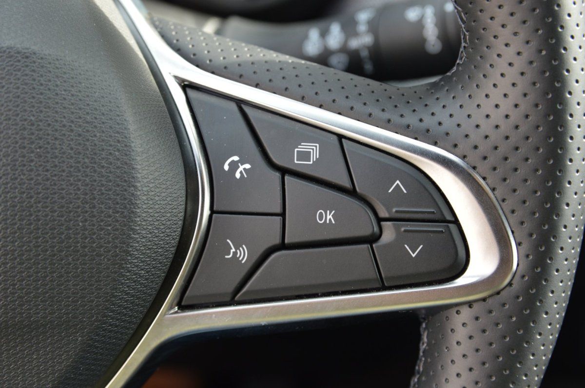 Fahrzeugabbildung Renault Clio V LED SHZ Navi Kamera  Techno