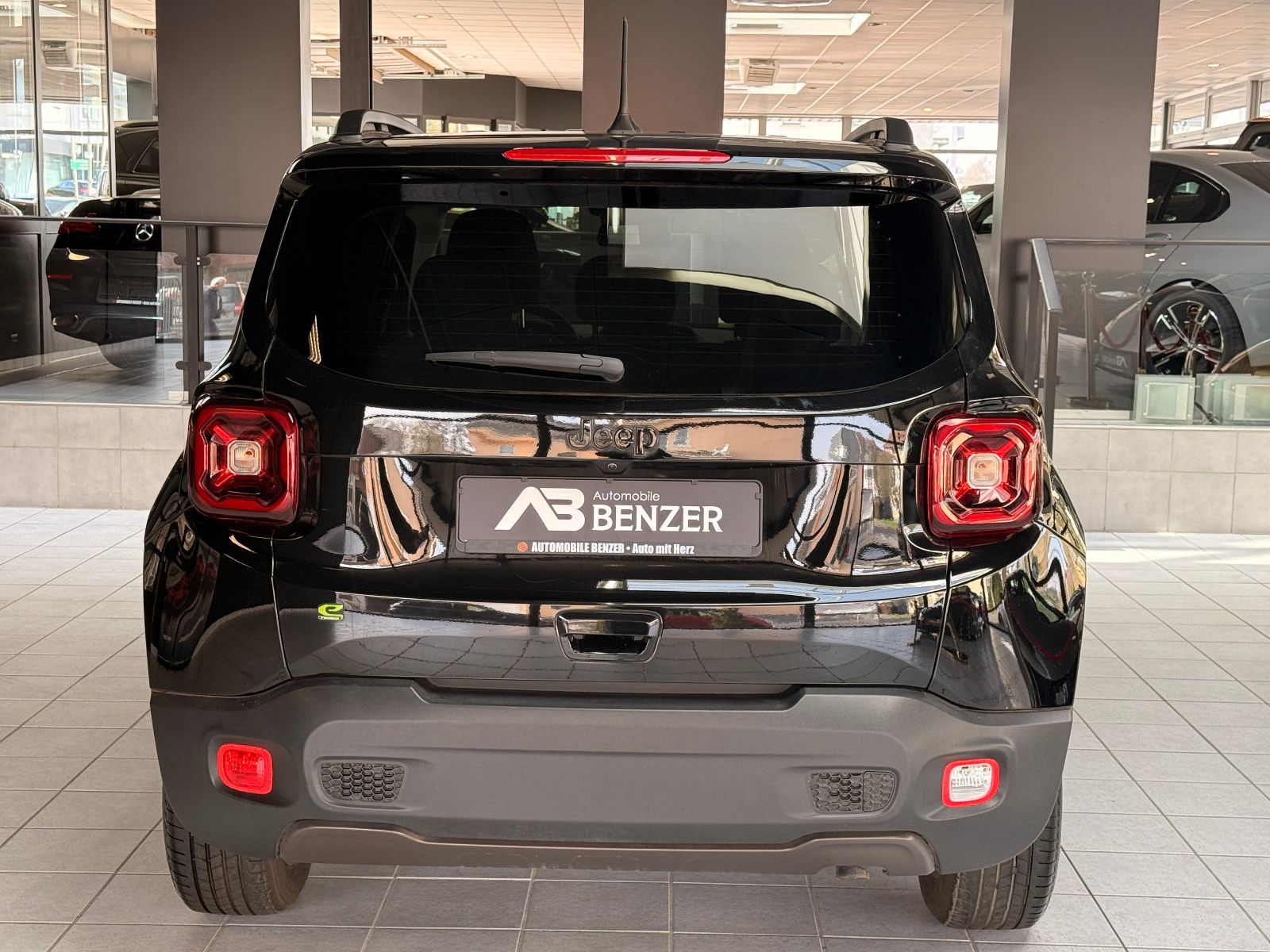 Fahrzeugabbildung Jeep Renegade Longitude Mild-Hybrid FWD/KAMERA/AUTOMA