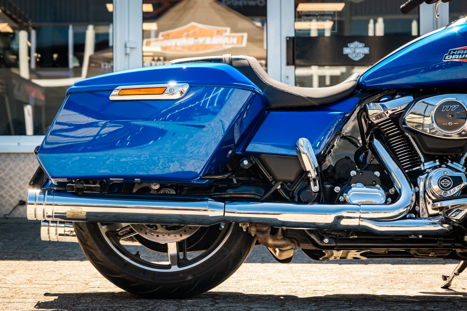 Fahrzeugabbildung Harley-Davidson ROAD GLIDE FLTRX 117 cui - Jekill & Hyde -