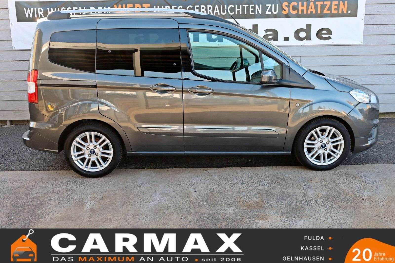 Fahrzeugabbildung Ford Tourneo Courier Titanium SH,GRA,Apple CarPlay