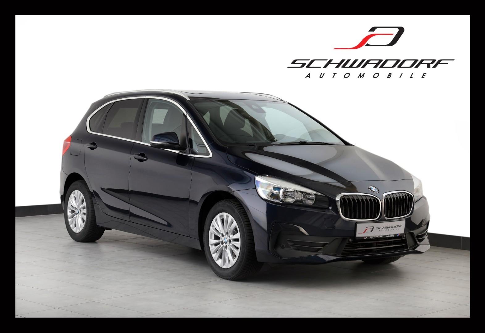 BMW 218i Active Tourer Sportsitze PANO AHK