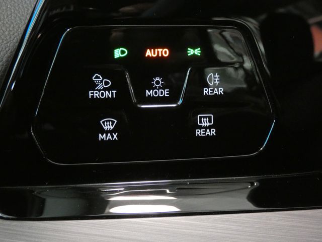 Golf 1.5 eTSI Style KAMERA SOUNDSYSTEM