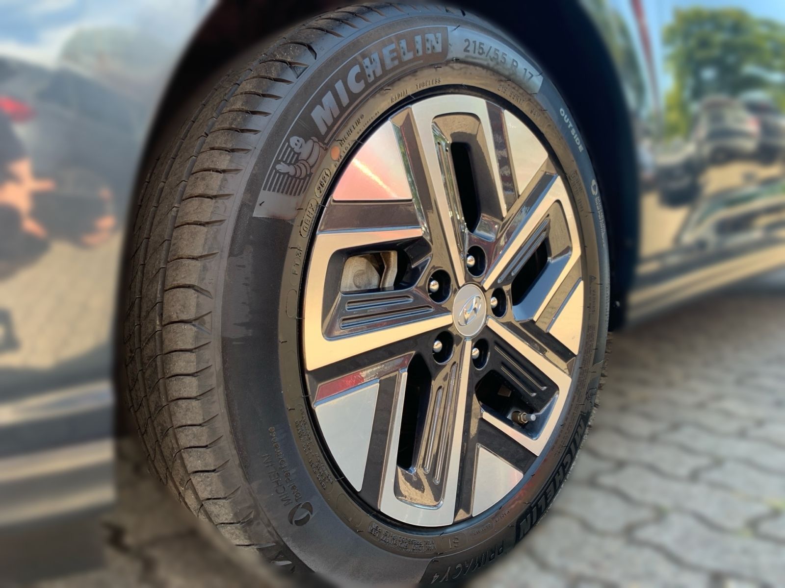 Fahrzeugabbildung Hyundai KONA Trend Elektro 64 kWh Assi-Paket