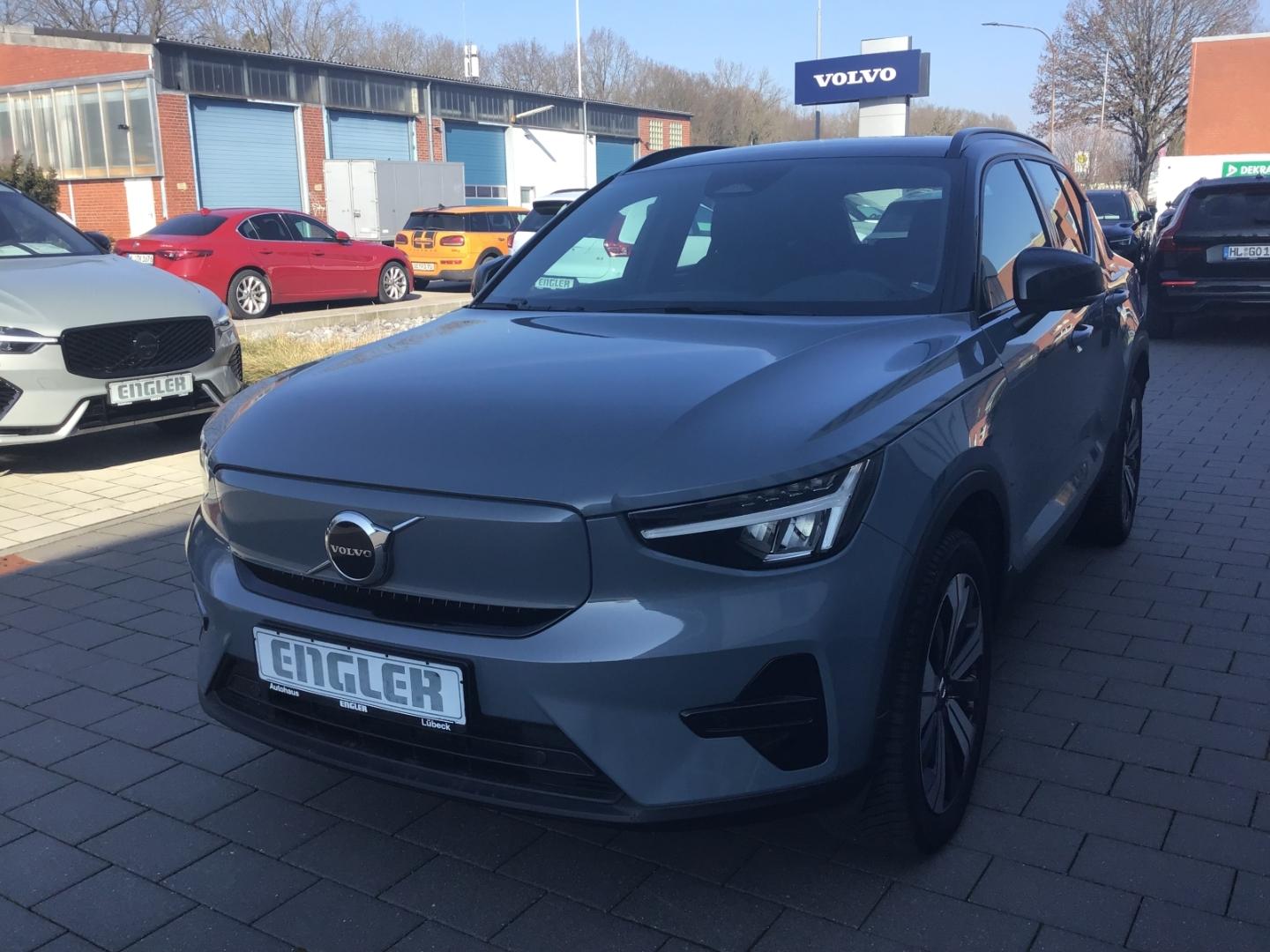 Volvo XC40 Core Recharge Pure Electric Stdhzg. Cam
