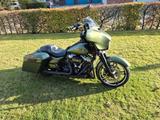 Harley-Davidson Street Glide SE 114, Kesstech, Custom Paint, TOP - HARLEY-DAVIDSON STREET GLIDE