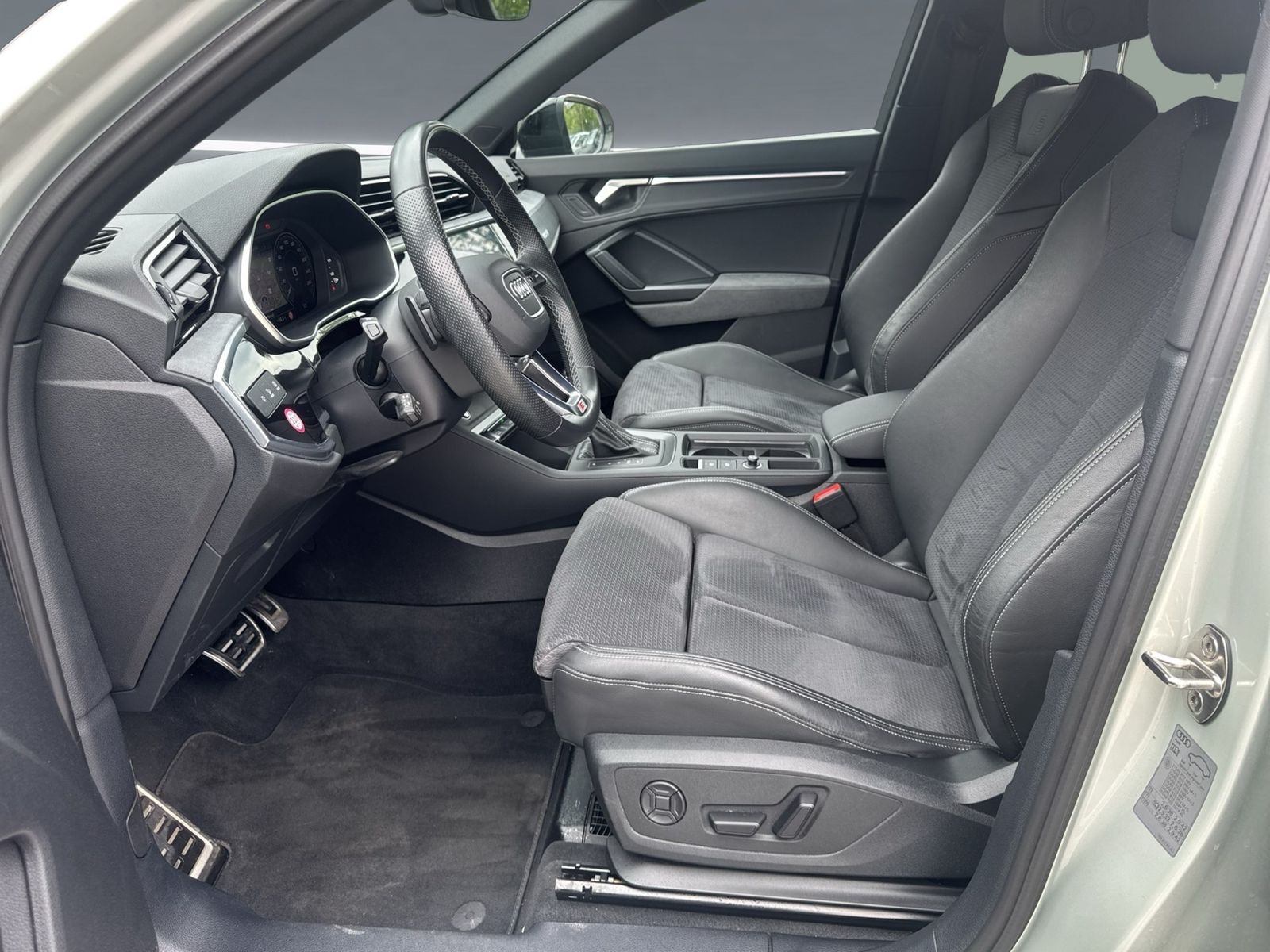 Audi Q3 Sportback 45 TFSI e S line MATRIX AHK KAMERA foto 13