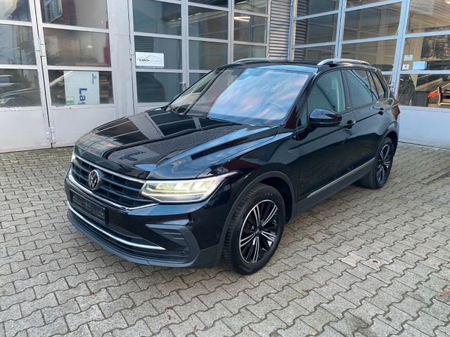 Volkswagen Tiguan Active /Automatik/ Rückfahrkamera /1.5TSI