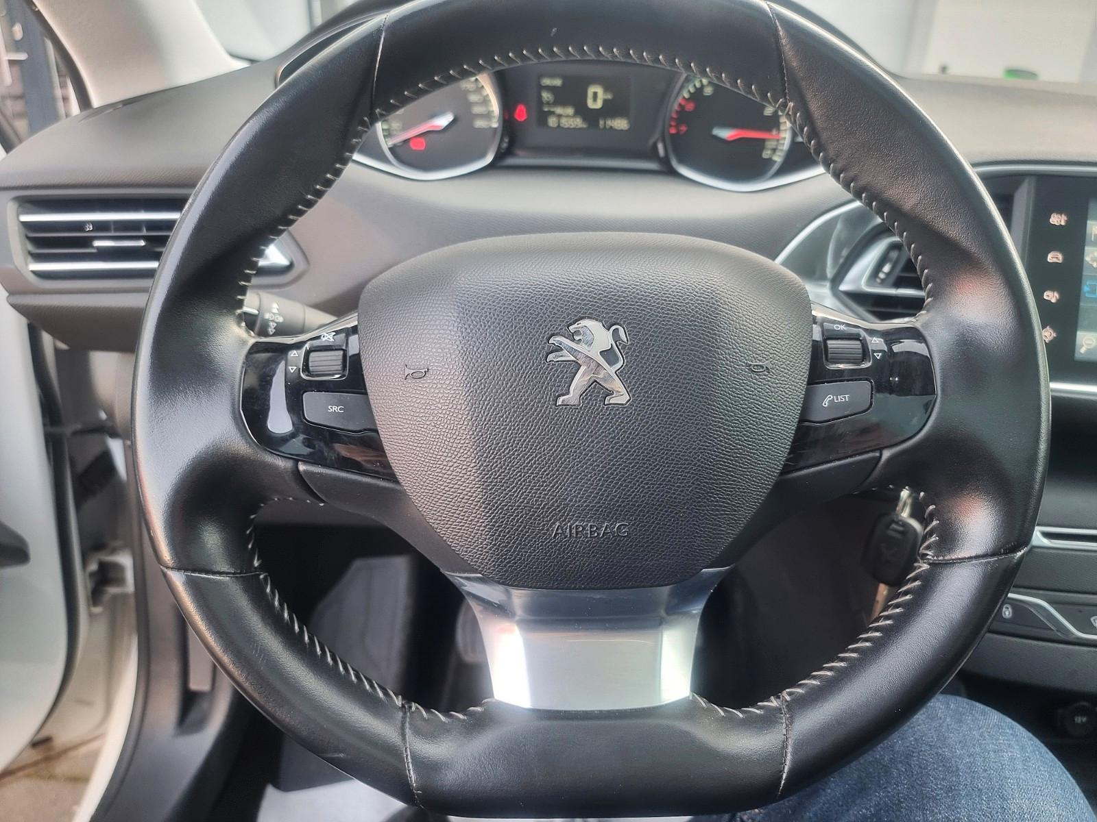 Peugeot 308 SW Allure NAVI KAMERA TEMP SITZH LED PDC ALU