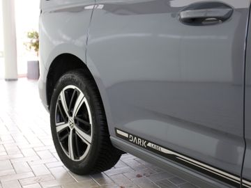 Volkswagen Caddy 1.5TSI DARK LABEL DSG LED ACC PANORAMADACH