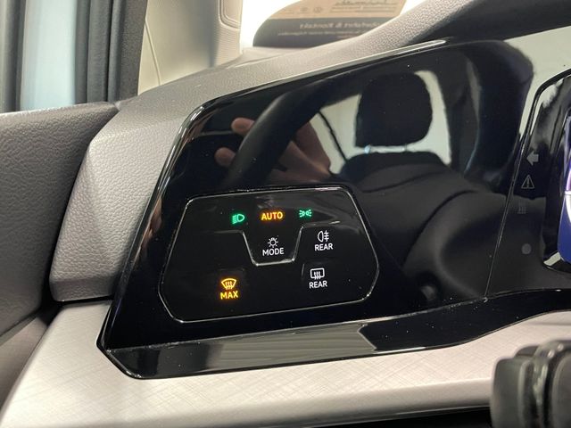 Golf VIII Variant Life 1.0 eTSI DSG NAVI ACC