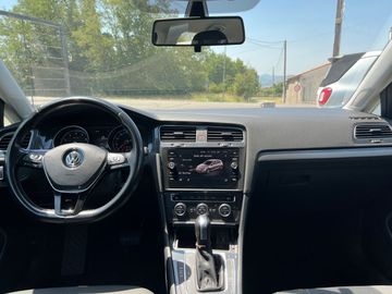 Volkswagen Golf - 4