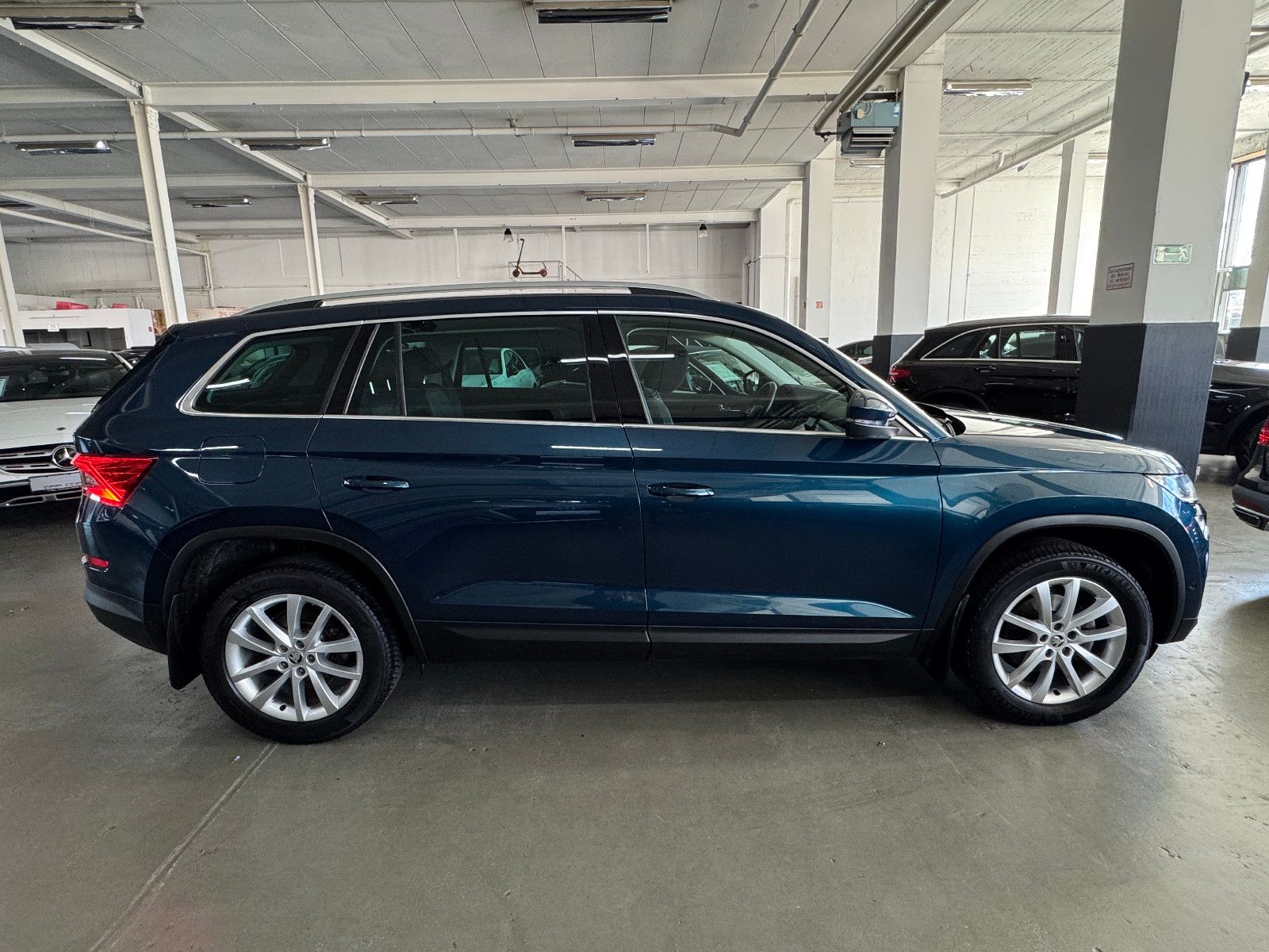 Fahrzeugabbildung SKODA Kodiaq 2.0 TDI DSG STYLE VIRTUAL ACC MEMORY AHK