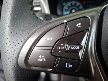 KGM Tivoli NOMAD 1.5 AT Navi°RFK°SHZ°ALU°DAB°CarPlay