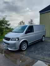 Volkswagen T5 Transporter - VW T5 Transporter in Bonn