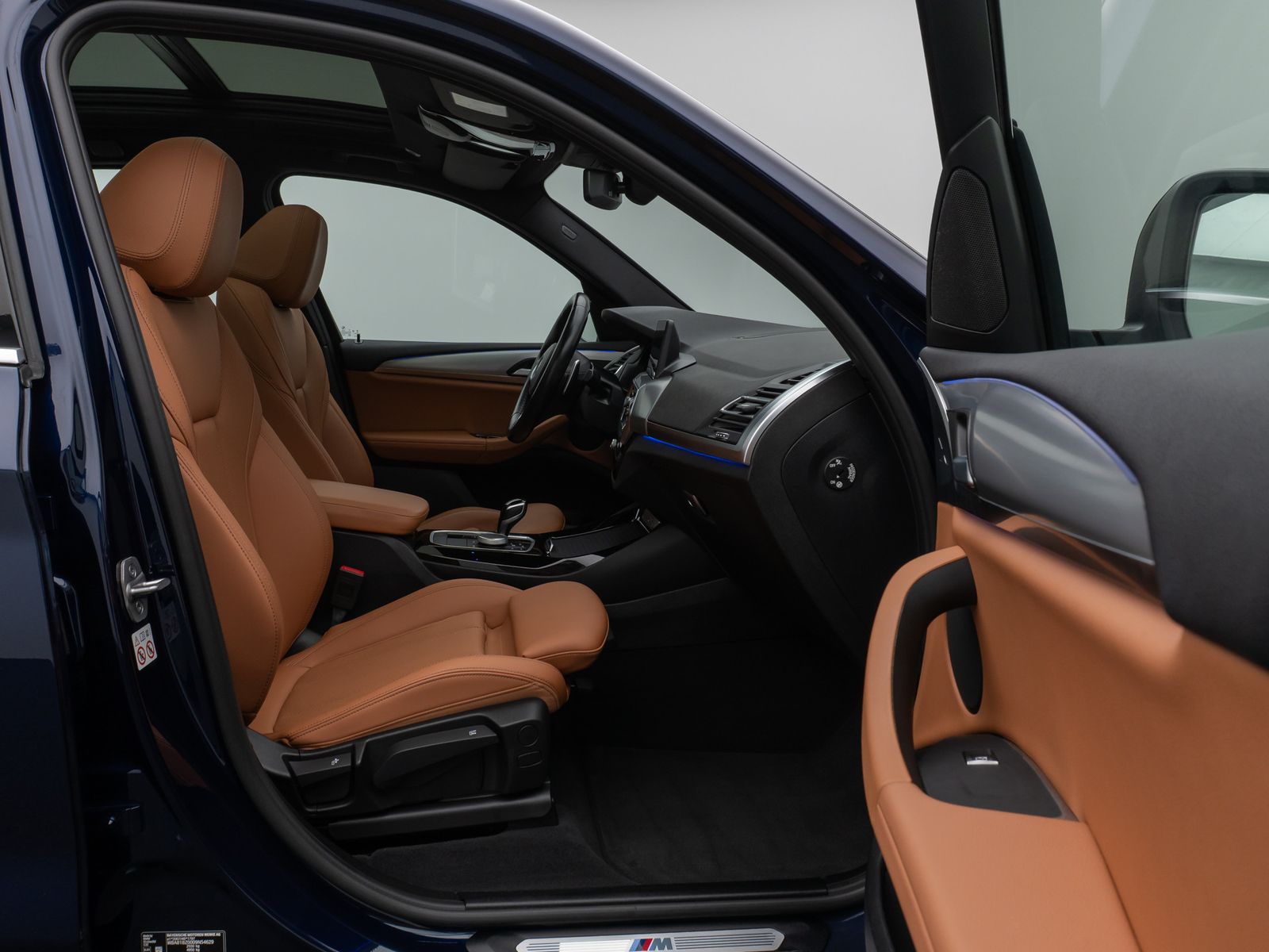 Fahrzeugabbildung BMW X3 xD30d M Sport Panoram Kamera DAB HiFi AHK 21"