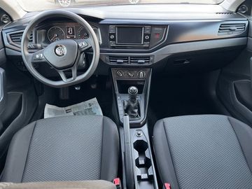 Volkswagen Polo - 5
