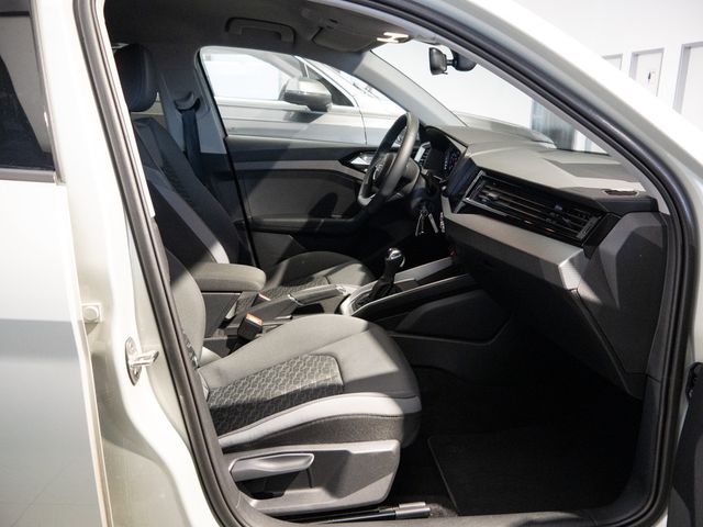 A1 Sportback advanced 25 TFSI PDC SHZ ACC SONOS