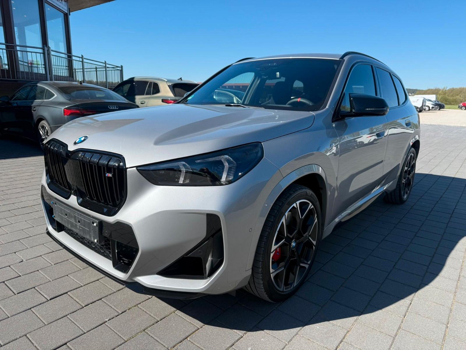 BMW X1 M35 i xDrive MPRO PANO AHK INNO TRAVEL MEMORY