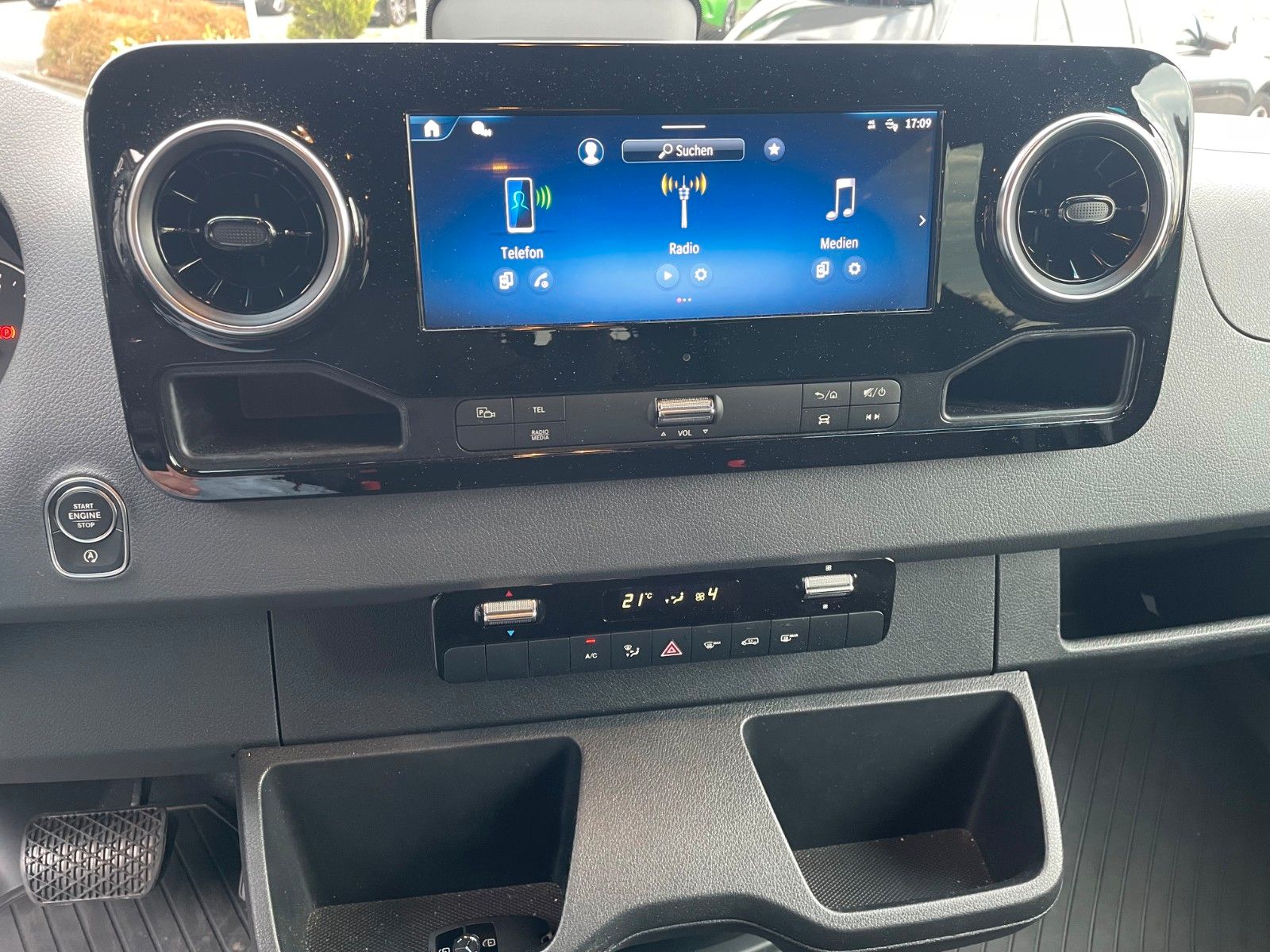 Fahrzeugabbildung Mercedes-Benz Sprinter 317 CDI Tourer 3665 9G Kamera AHK3,5to