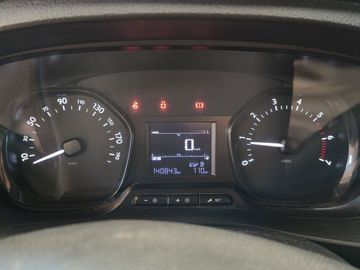 Peugeot Expert - 8