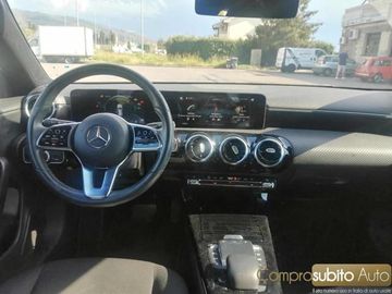 Mercedes CLA 180 Shooting Brake - 6