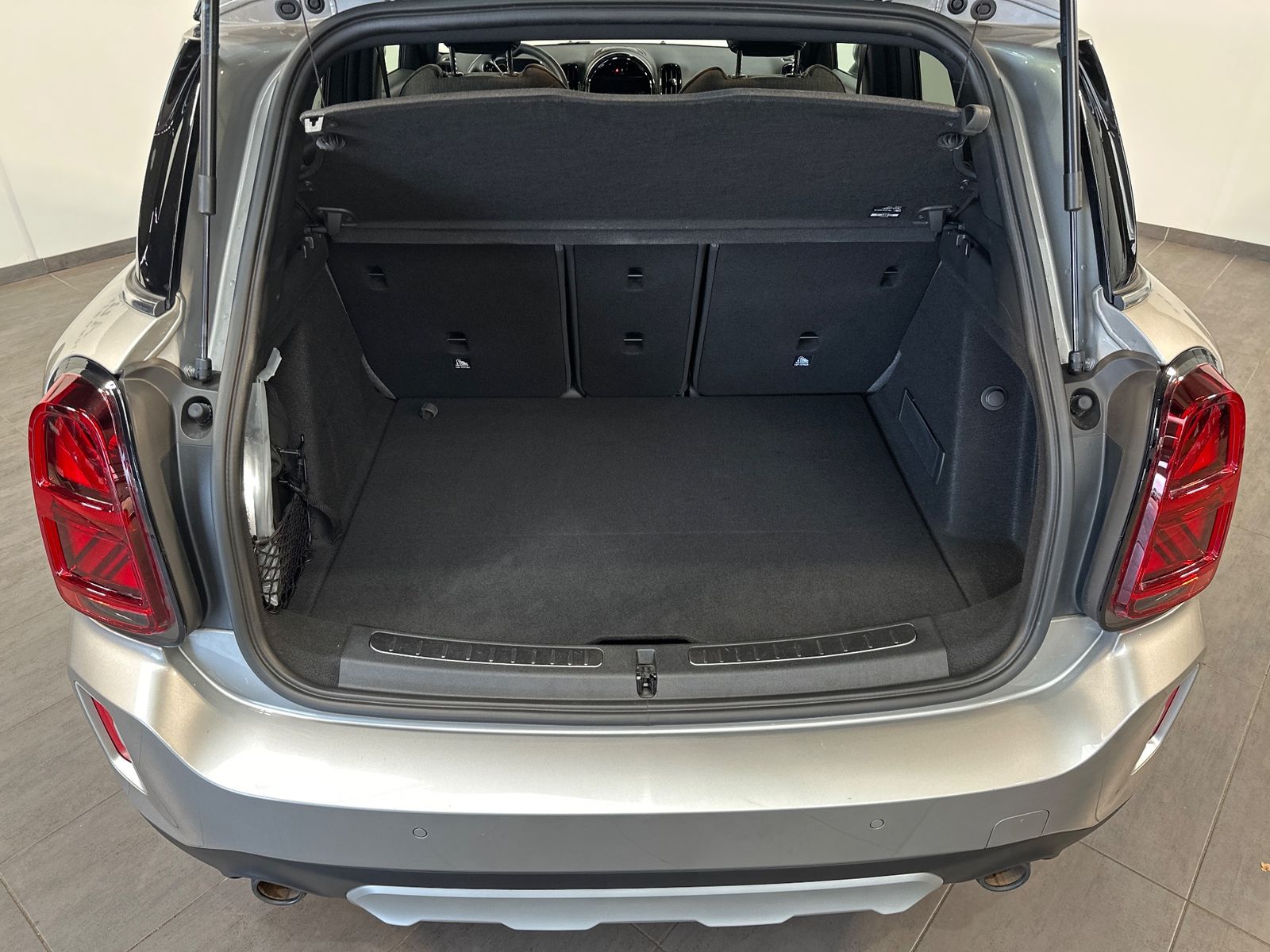 Fahrzeugabbildung MINI Countryman S Cooper All4 Black NAV+LED+KAM