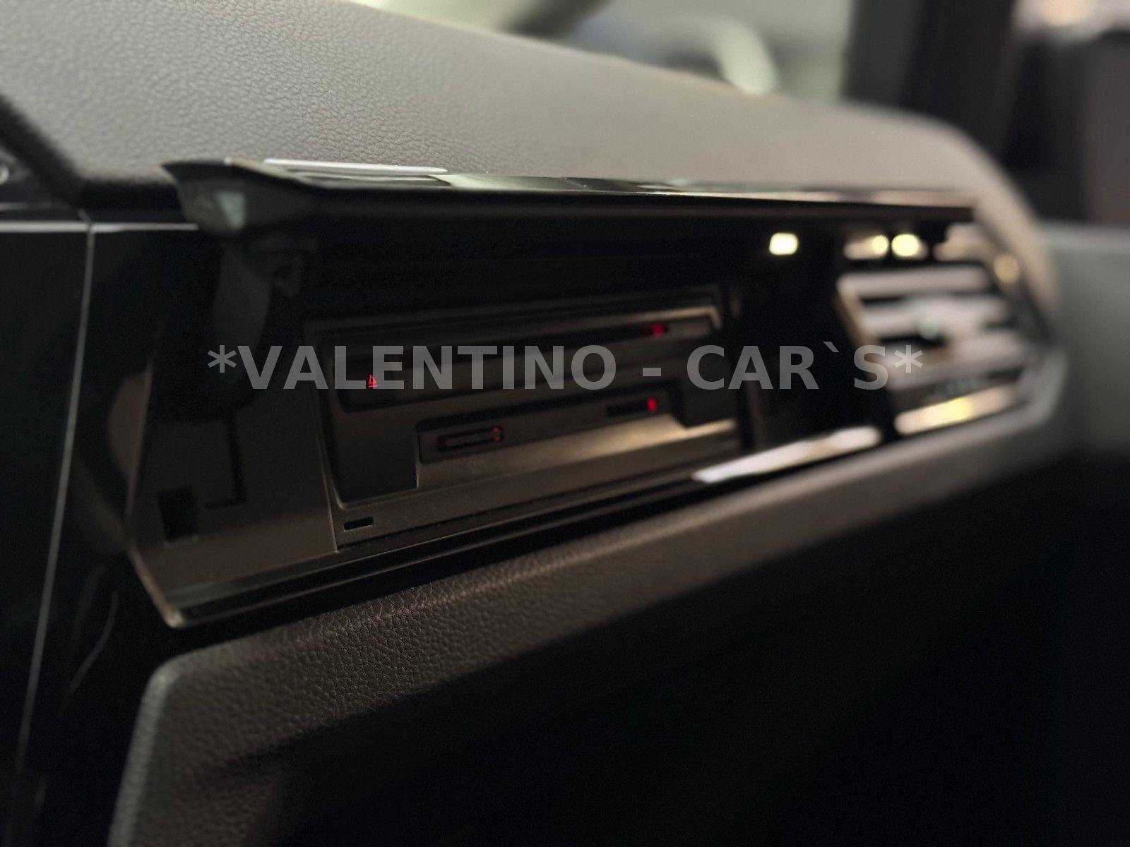 Volkswagen Touran Highline R-Line/DSG/Massage/Navi/LED/Temp