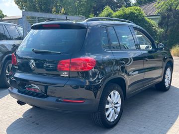 Volkswagen Tiguan - 8