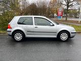 Volkswagen Golf 1.4 Basis *TÜV Neu* + Standheizung - Volkswagen Golf mit Benzin-Antrieb: Schaltgetriebe