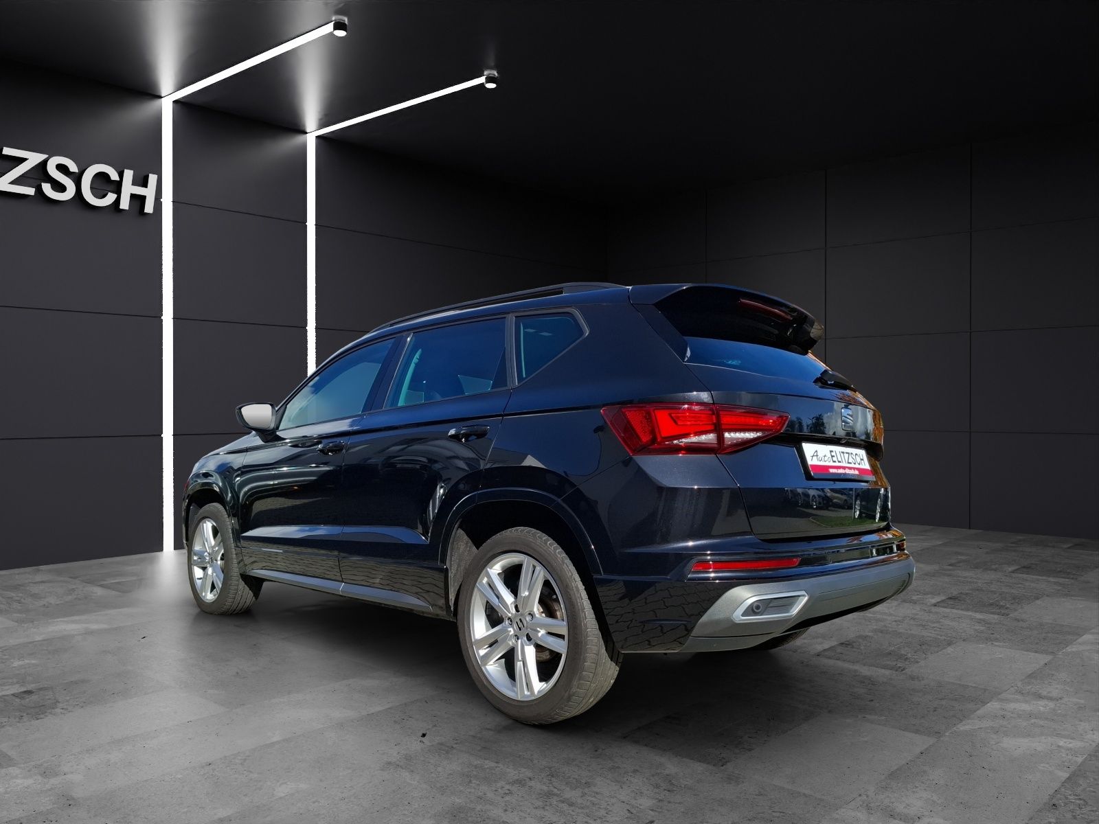 Fahrzeugabbildung SEAT Ateca TDI FR-Line DSG LED Navi ACC RFK SH 18"