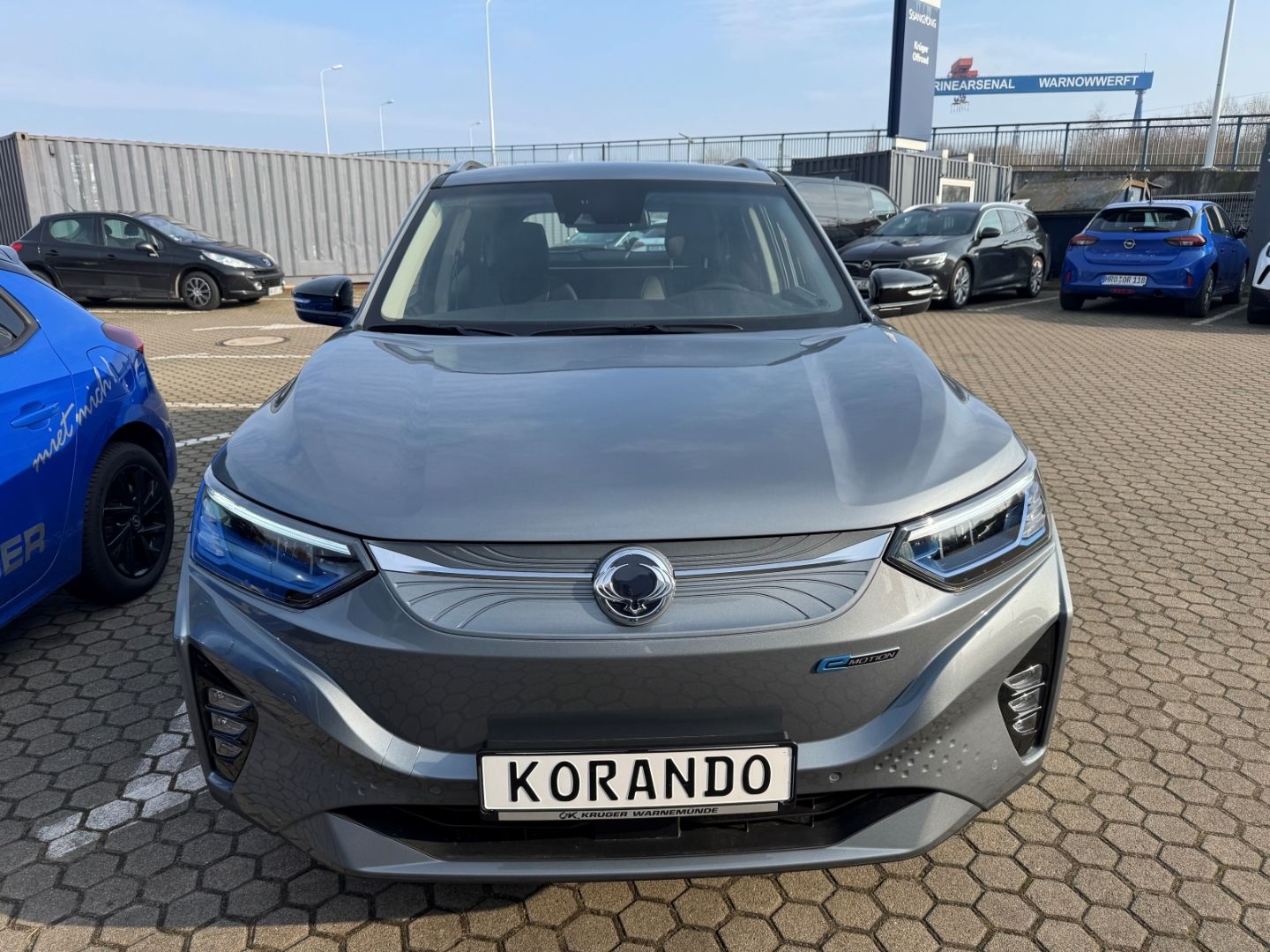 Fahrzeugabbildung KGM Korando E-Motion Titanium Plus in Vollaustattung
