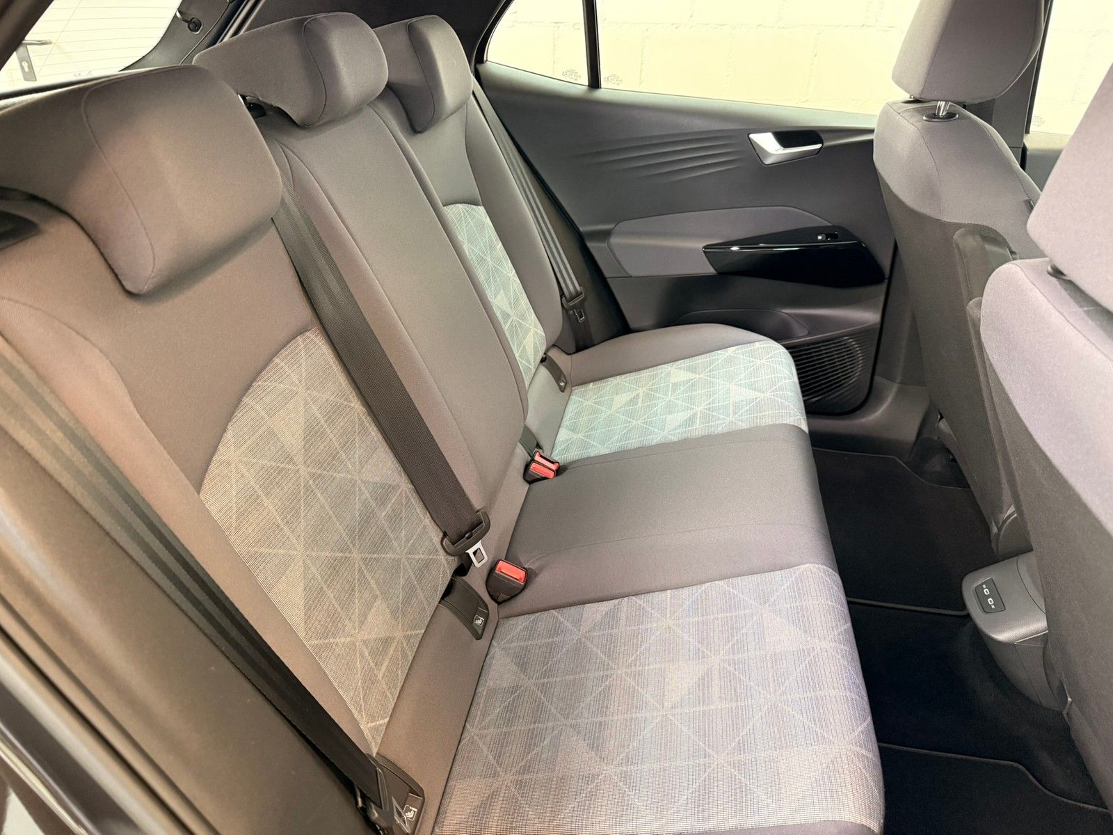 Fahrzeugabbildung Volkswagen ID.3 Pro Performance 150 kW +LED+ACC+Sitzheizung