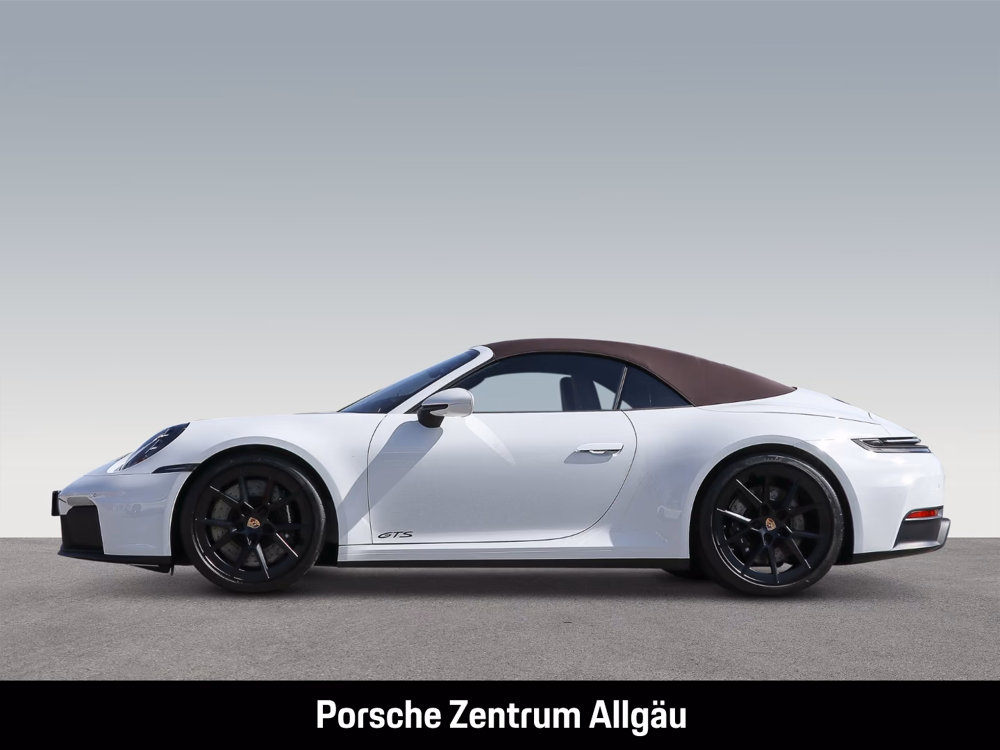 Porsche 992 911 Carrera 4 GTS Cabriolet Clubleder BOSE