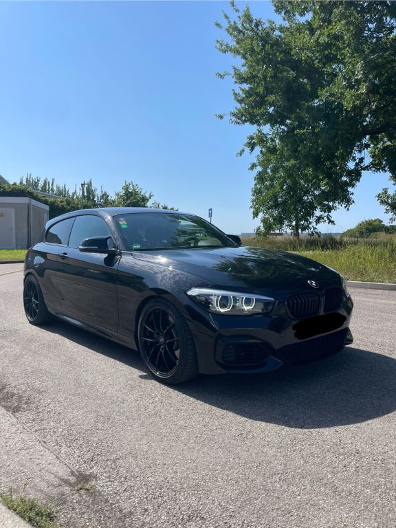 BMW M140i