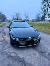 Volkswagen Arteon 2.0 TSI 206kW DSG 4MOTION R-Line Panorama - Volkswagen Arteon mit Benzin-Antrieb: Limousine